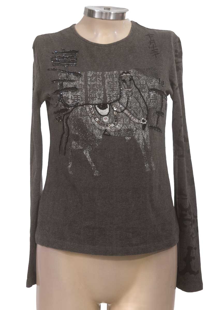 Top / Camiseta color Gris - Faust