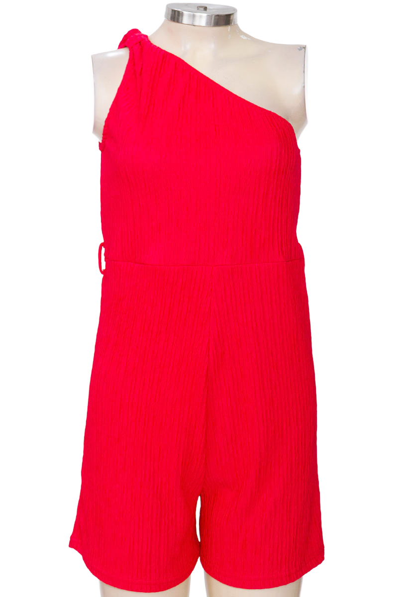 Vestido / Enterizo color Rojo - Closeando