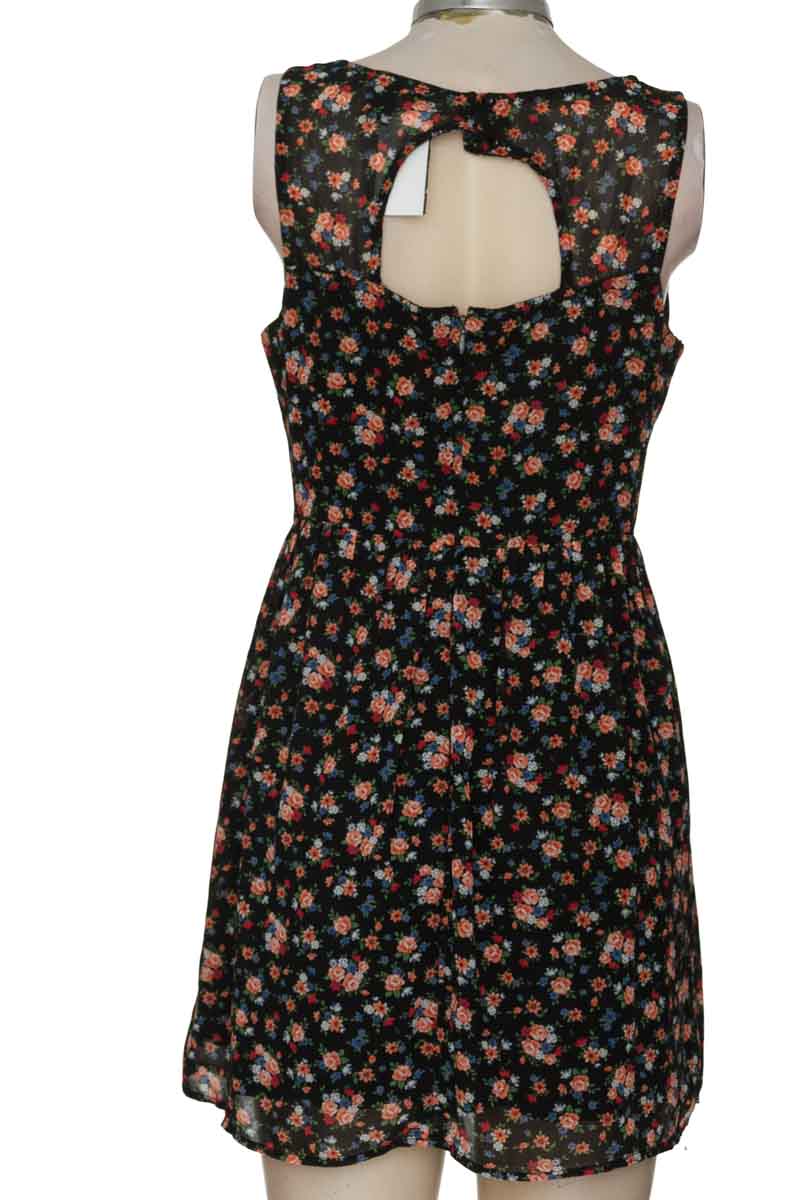 Vestido / Enterizo color Negro - Forever 21