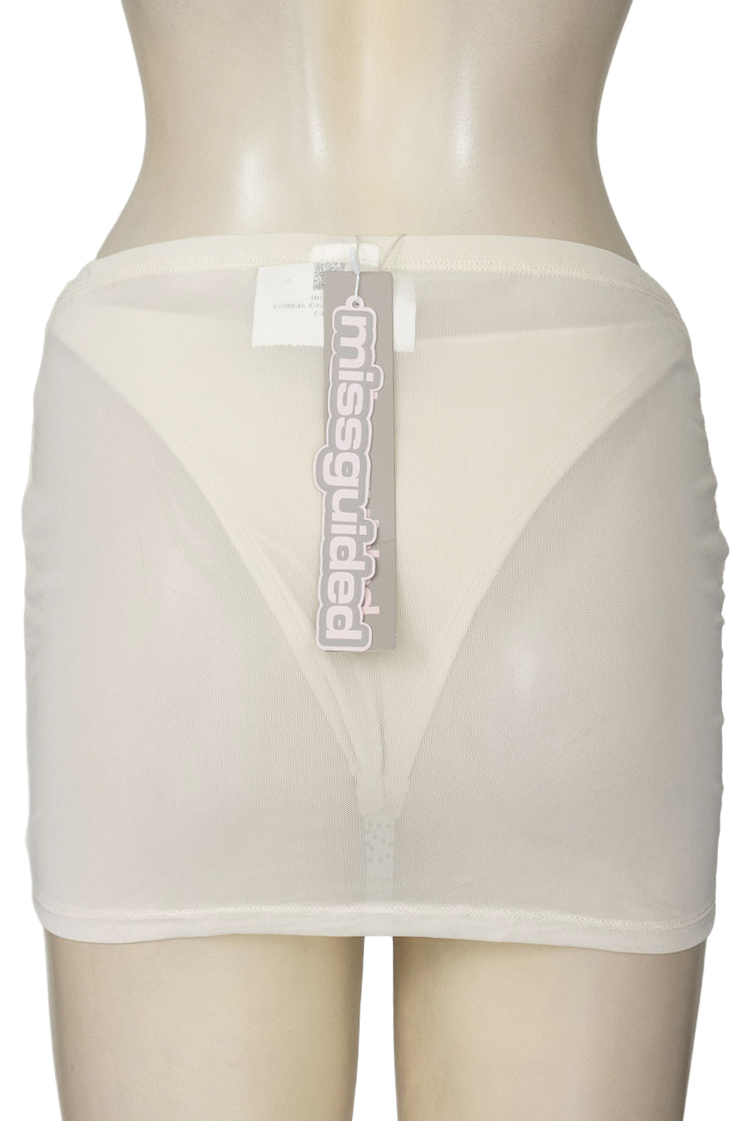 Ropa Deportiva / Salida de Baño color Beige - MISSGUIDED