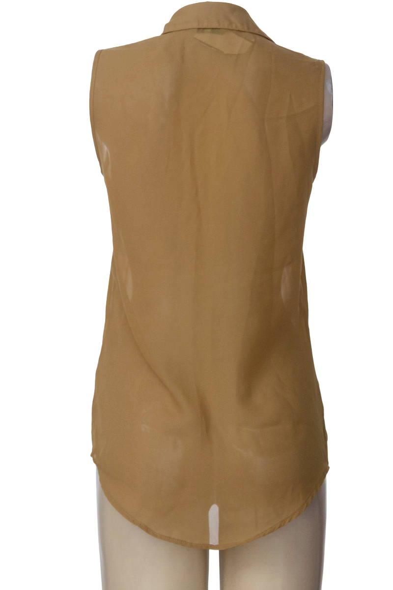 Top / Camiseta color Beige - Beso de Coco