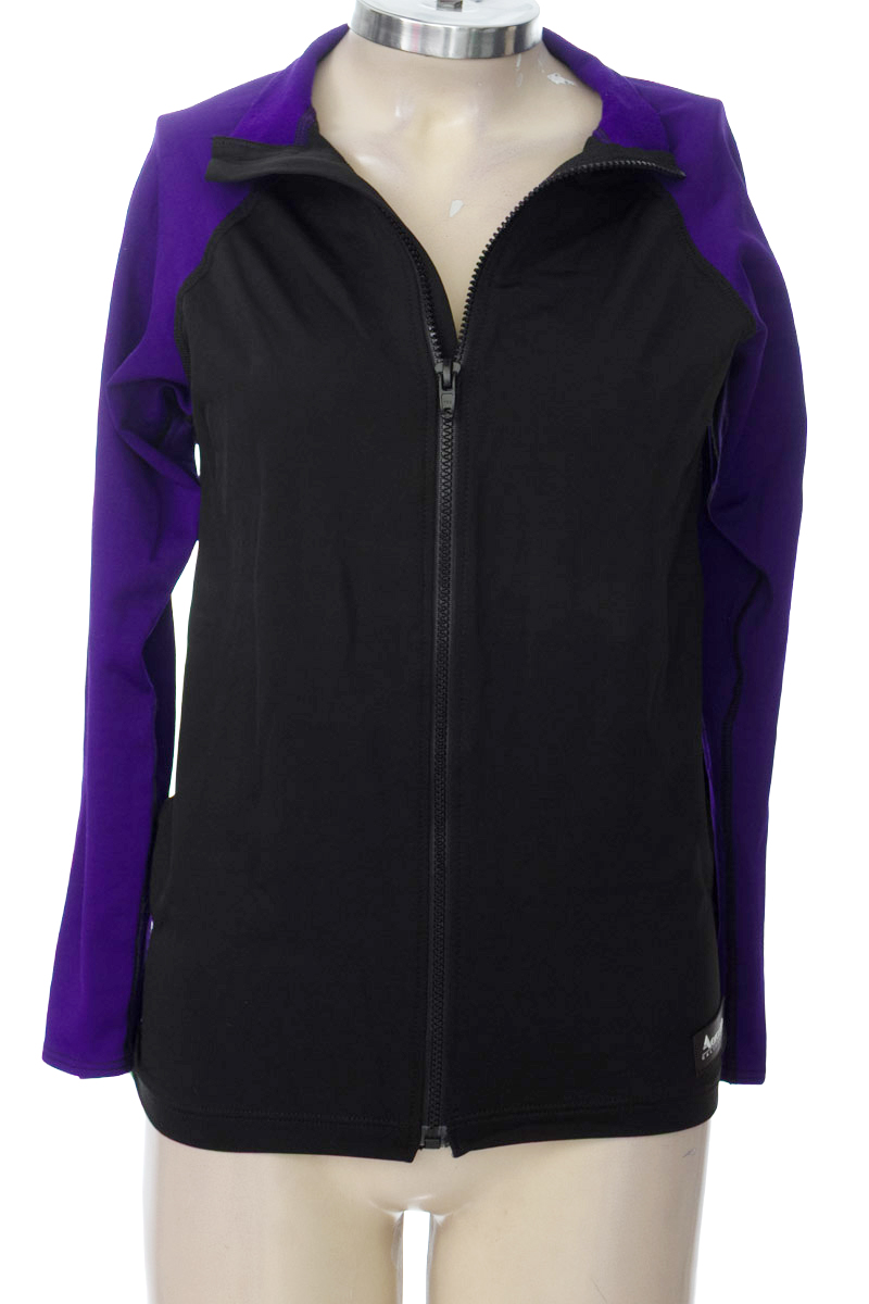 Ropa Deportiva / Salida de Baño color Morado - Closeando