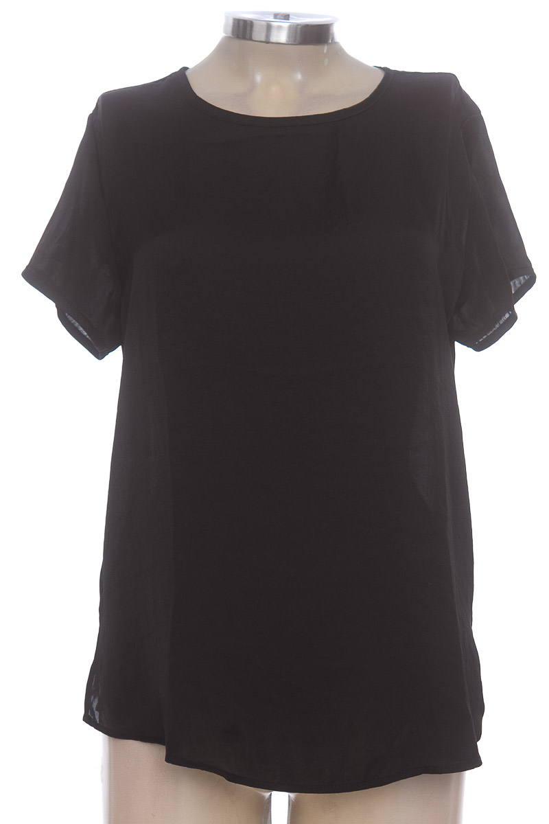 Top / Camiseta color Negro - Adrissa