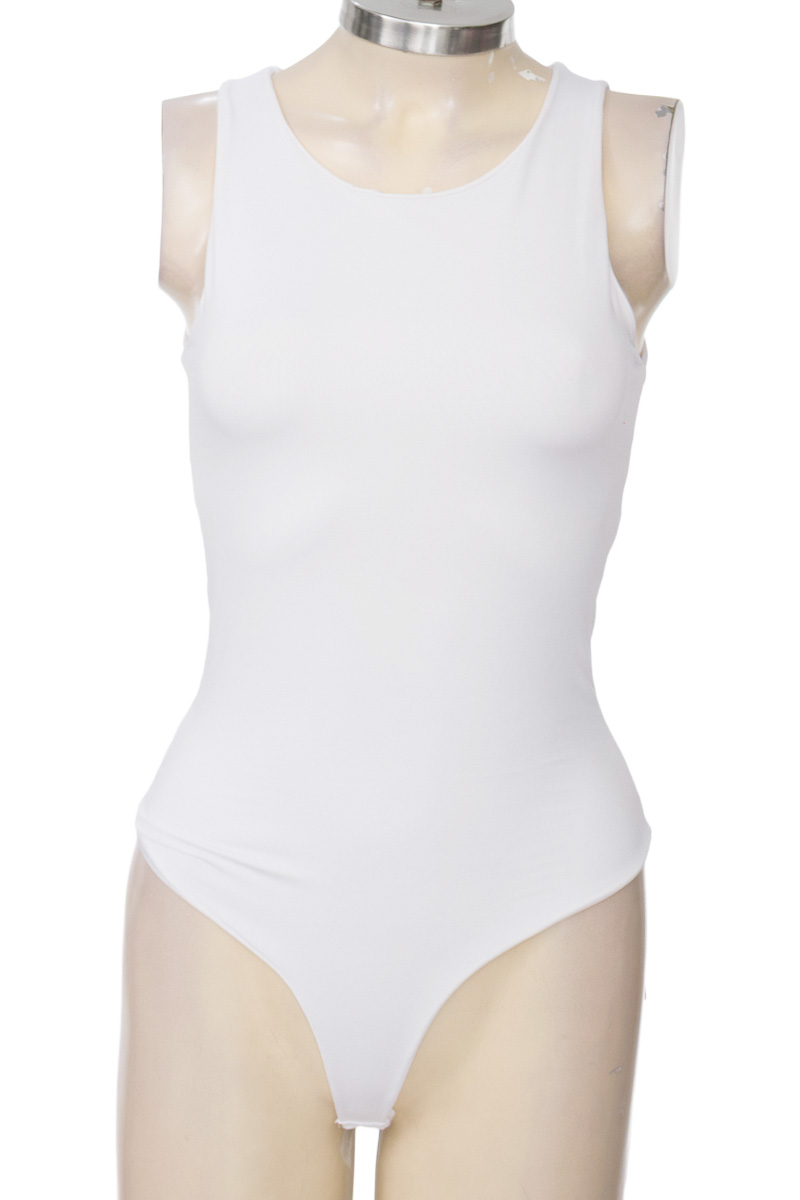 Top / Camiseta color Blanco - One4Vice