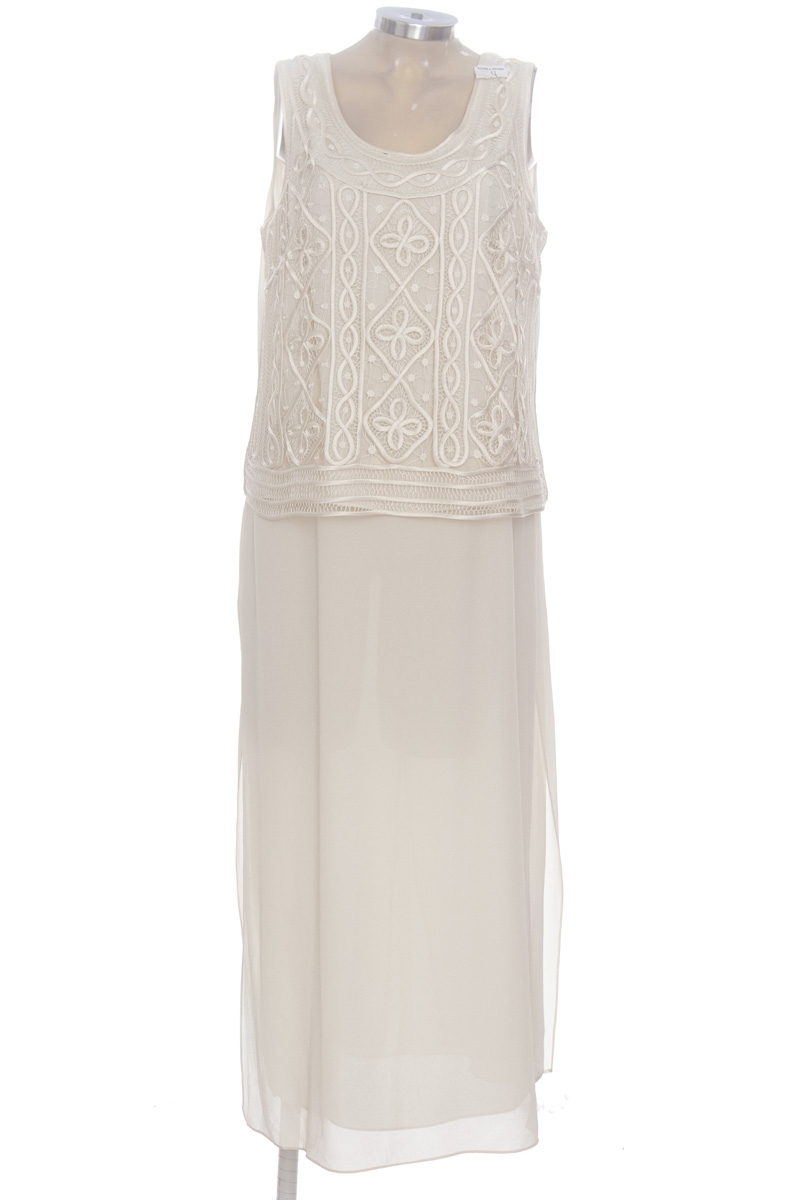 Vestido / Enterizo color Beige - R&M Richards