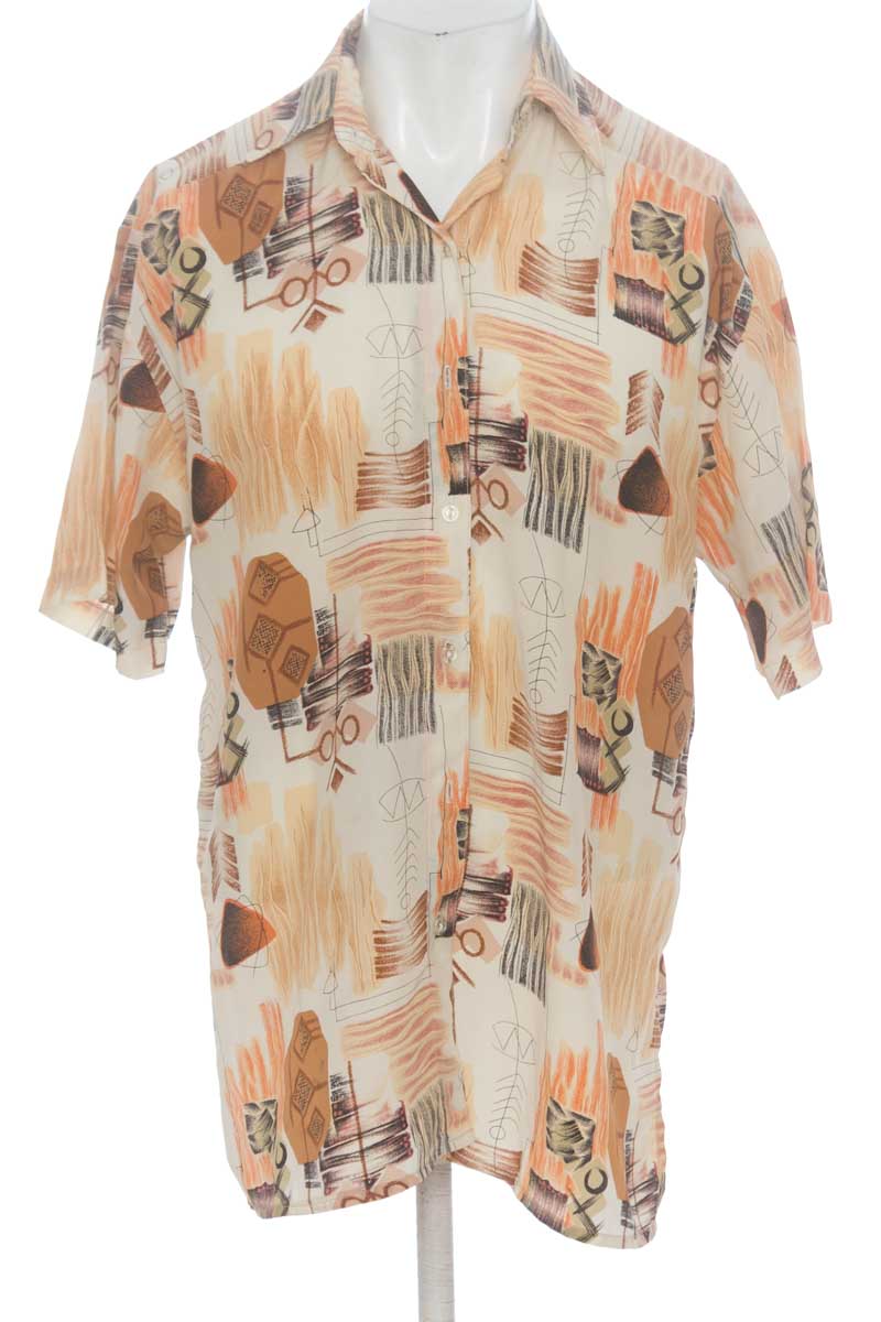 Camisa color Beige - Closeando