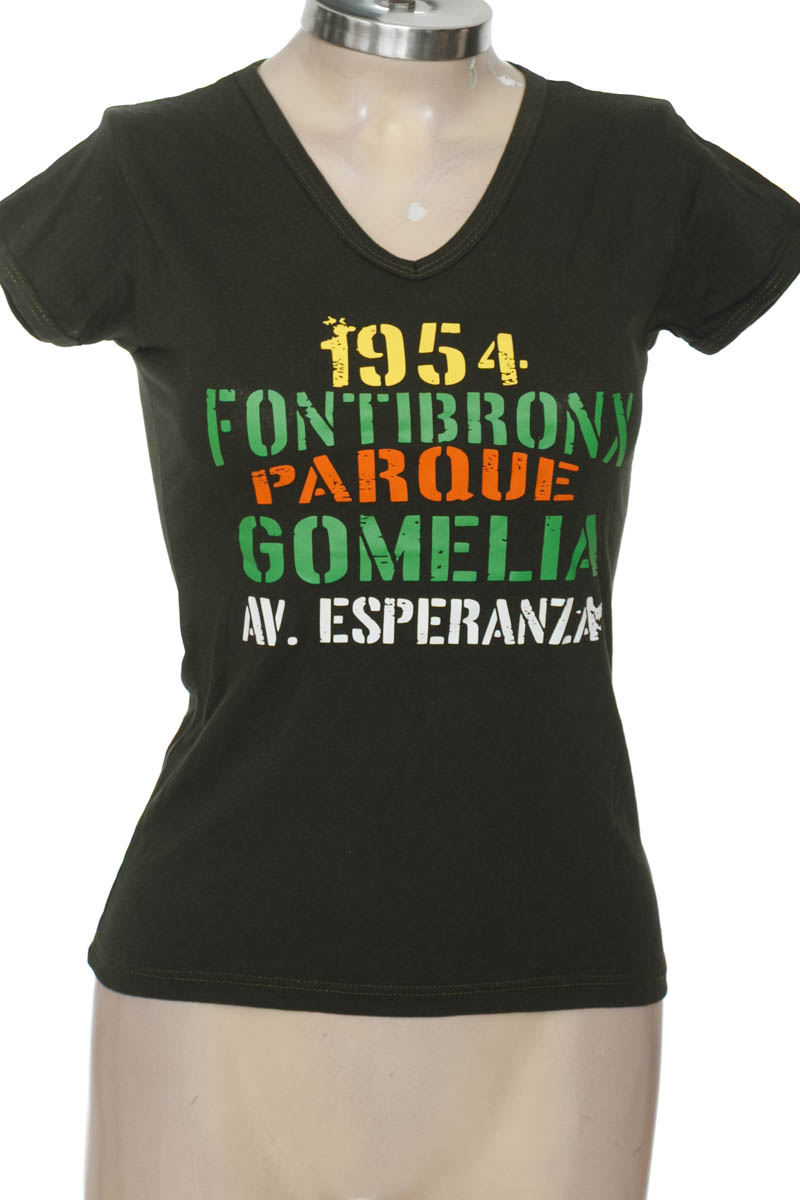 Top / Camiseta color Verde - Punto Dorado