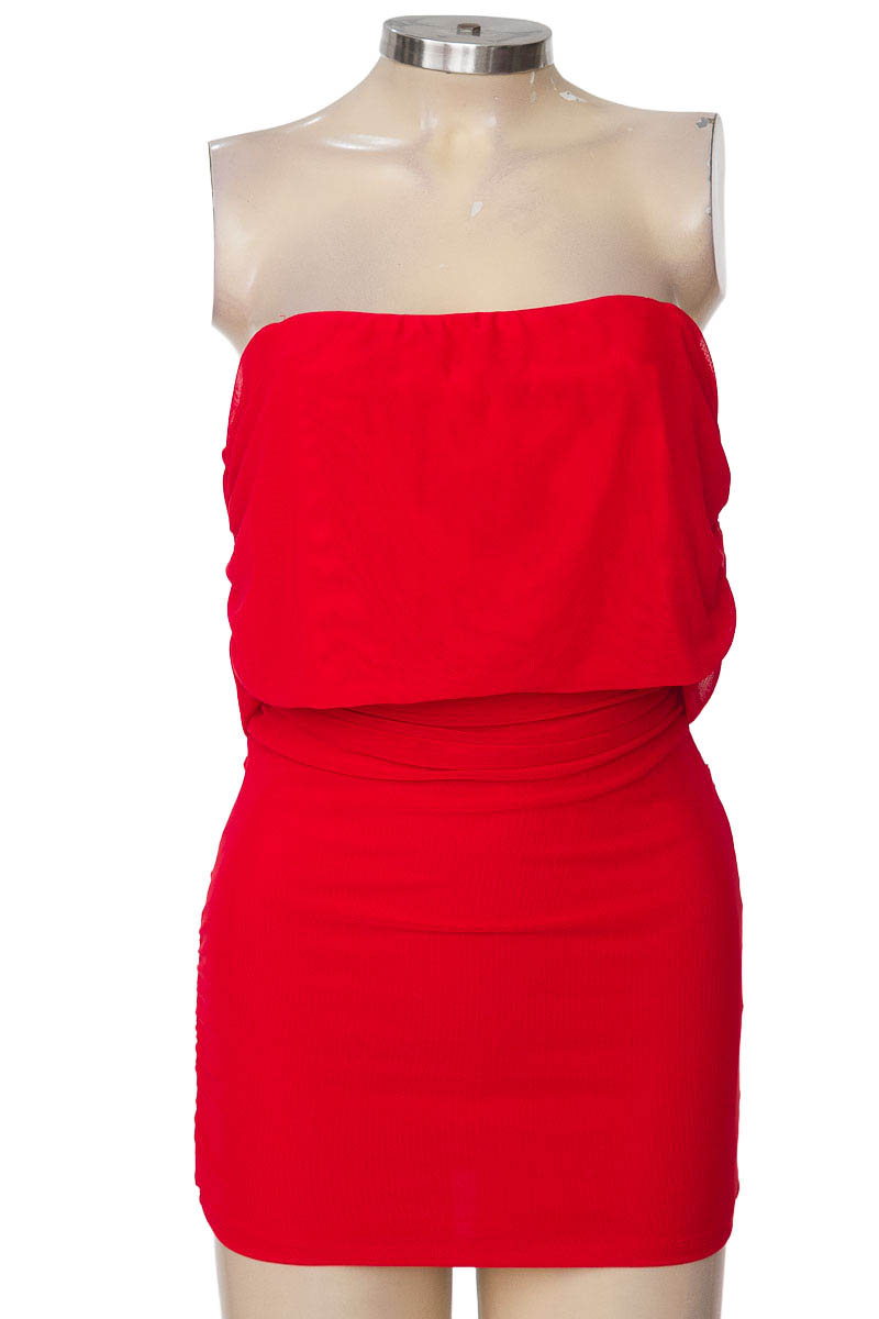 Vestido / Enterizo color Rojo - MISSGUIDED