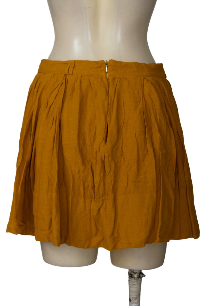 Falda color Mostaza - Zara