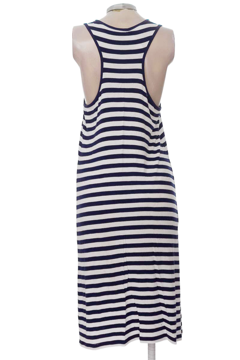 Vestido / Enterizo color Azul - Closeando