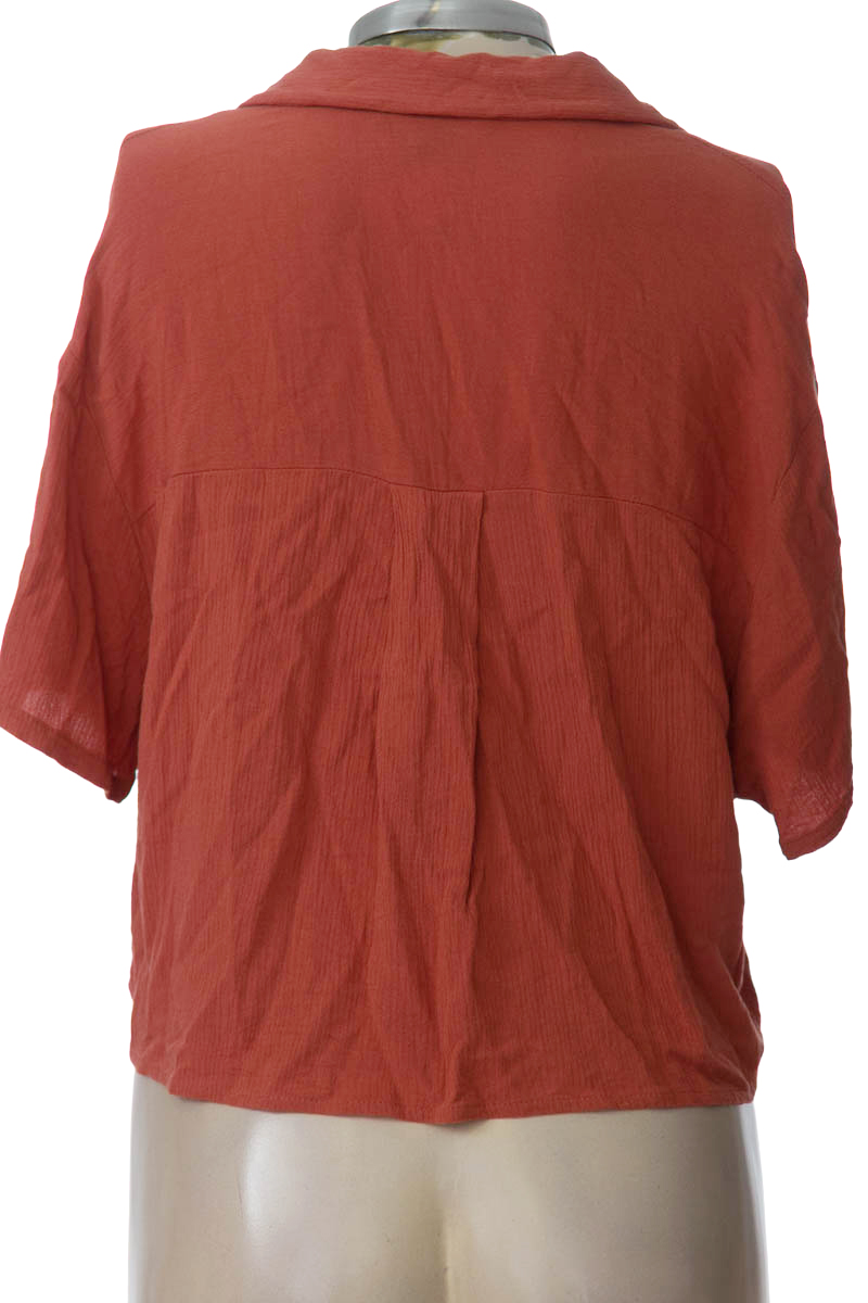 Top / Camiseta color Café - Forever 21