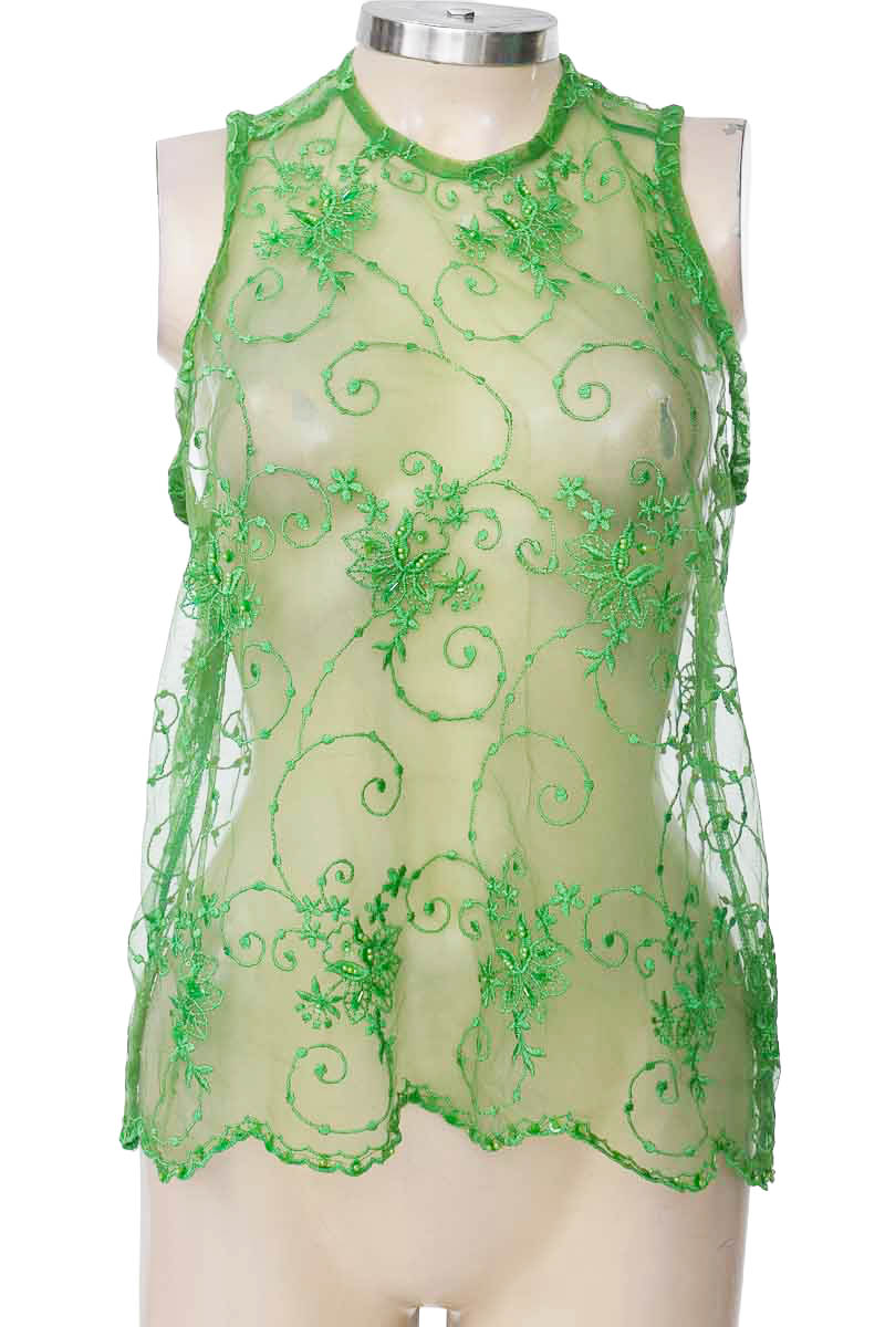 Top / Camiseta color Verde - Closeando