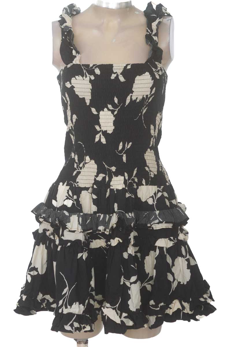 Vestido / Enterizo color Negro - Luxxel