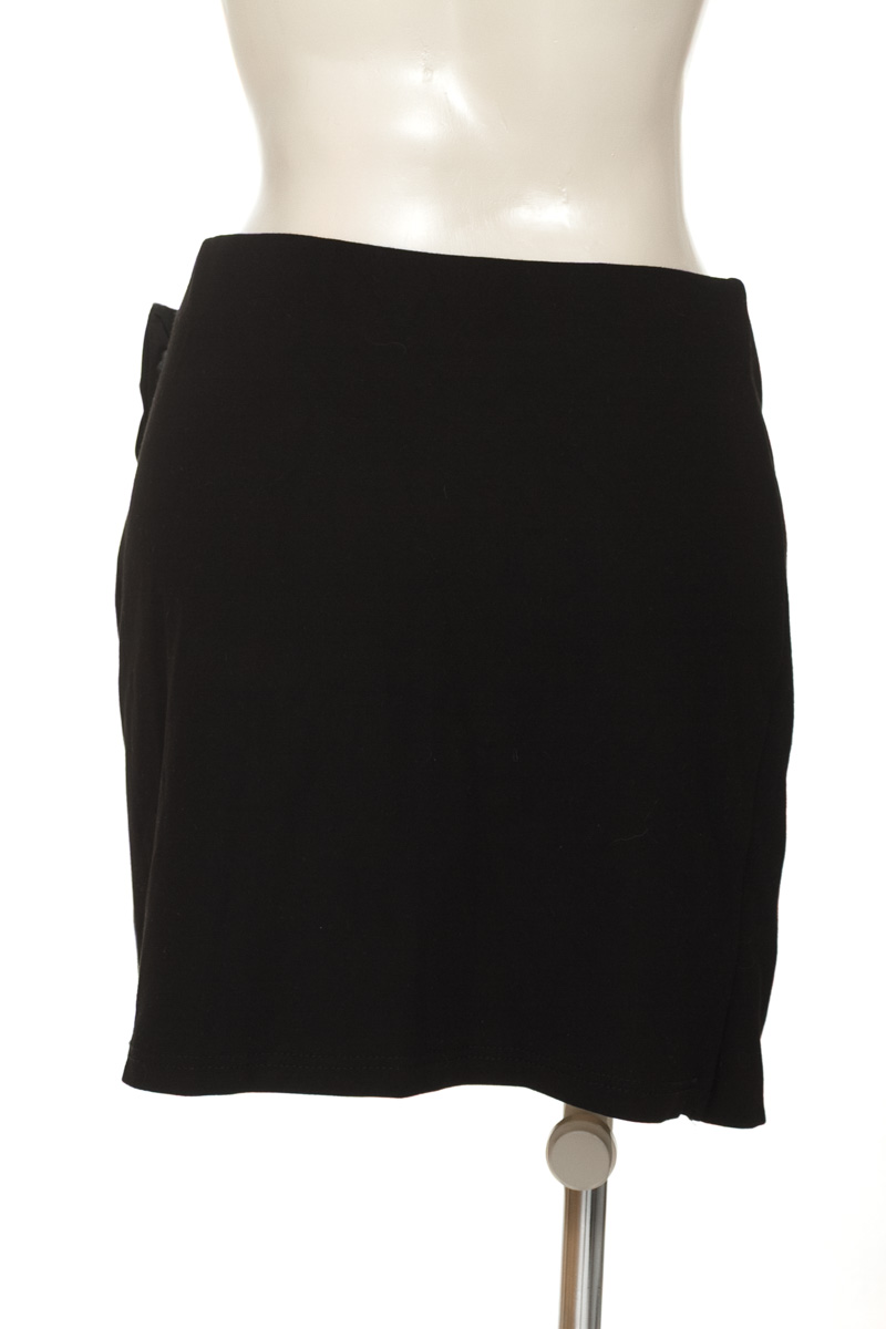 Falda color Negro - MNG