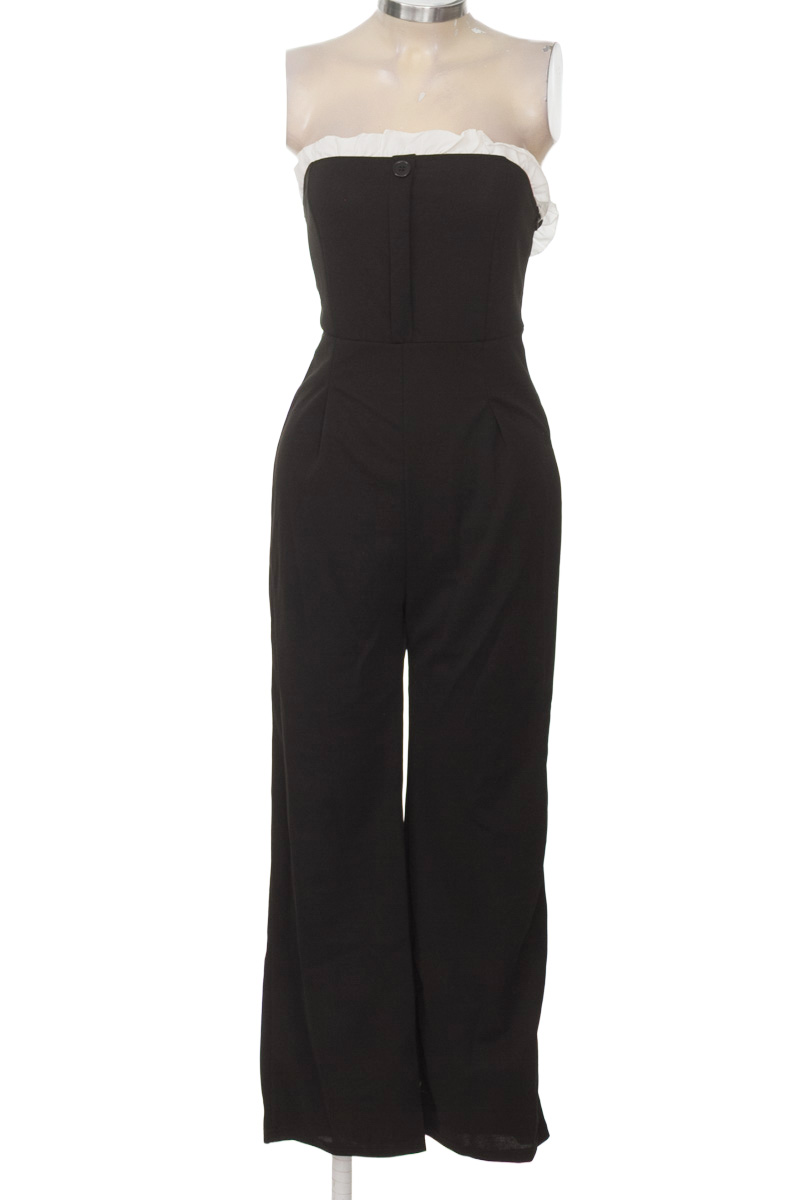 Vestido / Enterizo color Negro - Closeando