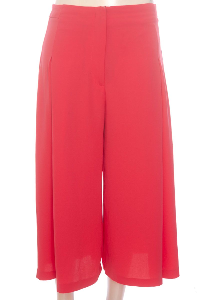 Pantalones color Fucsia - Zara