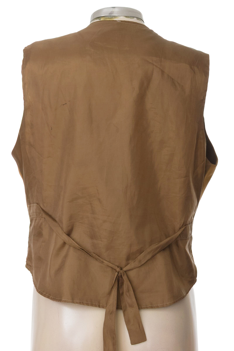 Chaqueta / Abrigo color Beige - Closeando