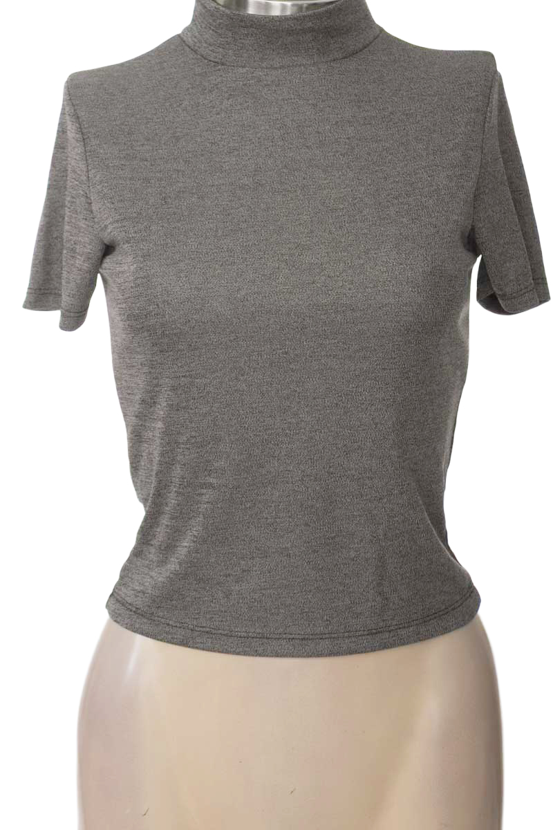 Top / Camiseta color Gris - Koaj