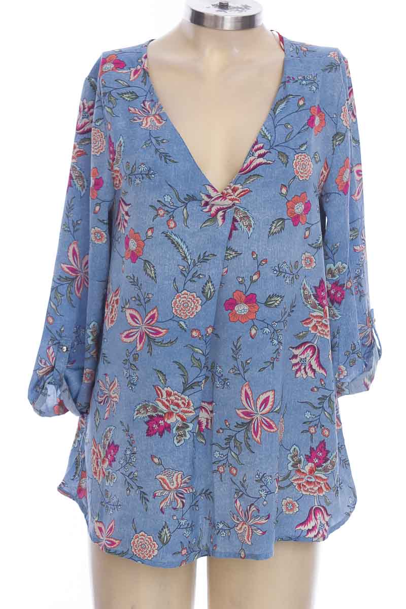 Ropa mujer / University Club