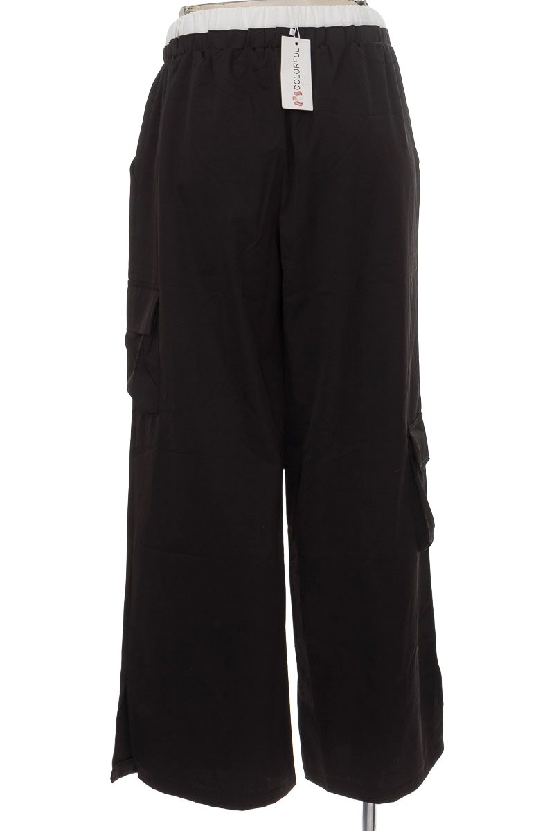 Pantalones color Negro - Colorful