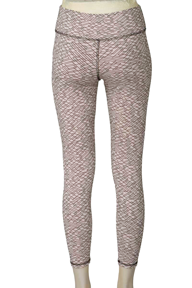 Ropa Deportiva / Salida de Baño color Rosado - Maqui