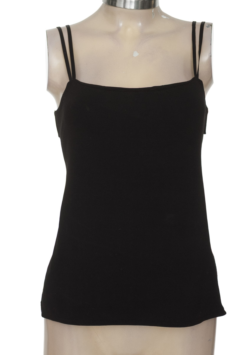 Top / Camiseta color Negro - Zara