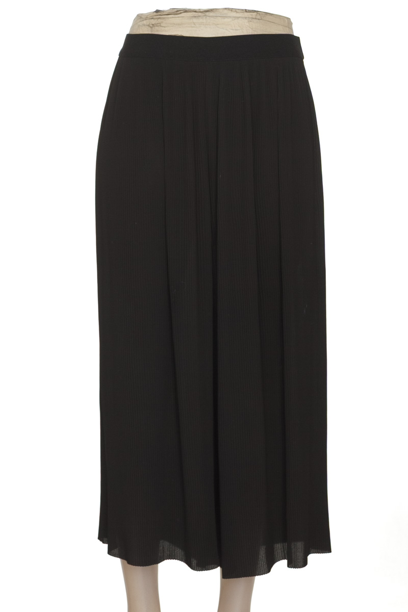 Pantalones color Negro - Zara