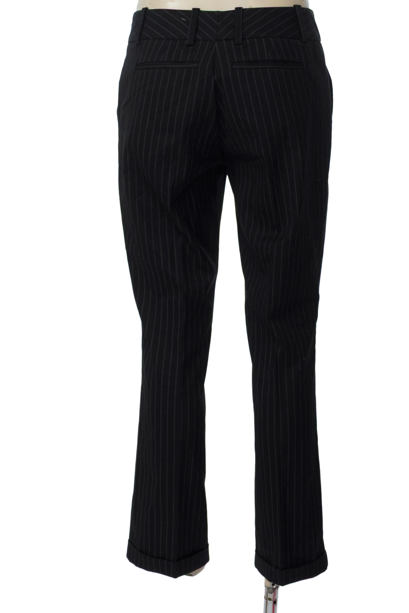 Pantalones color Negro - Ninety