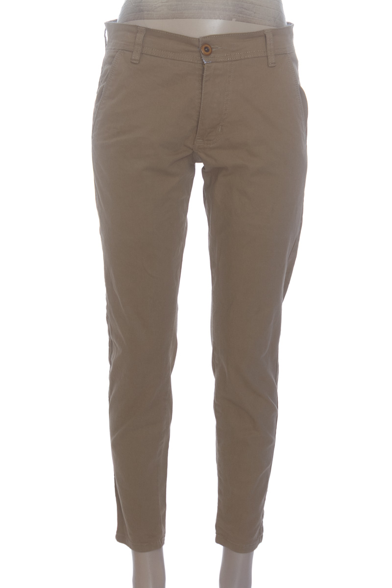 Pantalón color Beige - Closeando