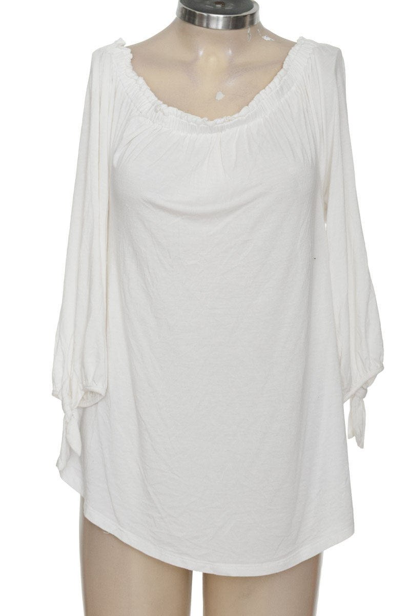 Blusa color Blanco - Cable & Gauge