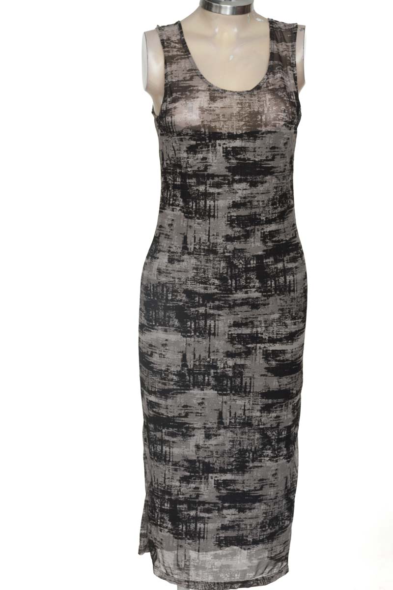 Vestido / Enterizo color Negro - Alma Rosa
