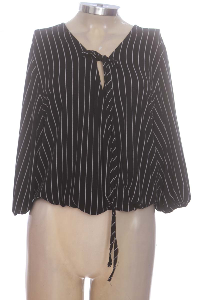 Blusa color Negro - Art & Tex