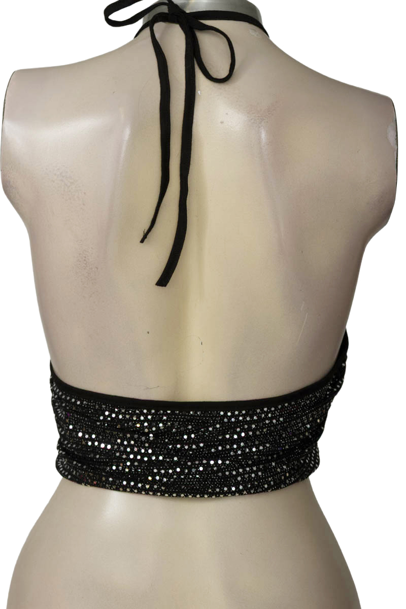 Top / Camiseta color Negro - Closeando