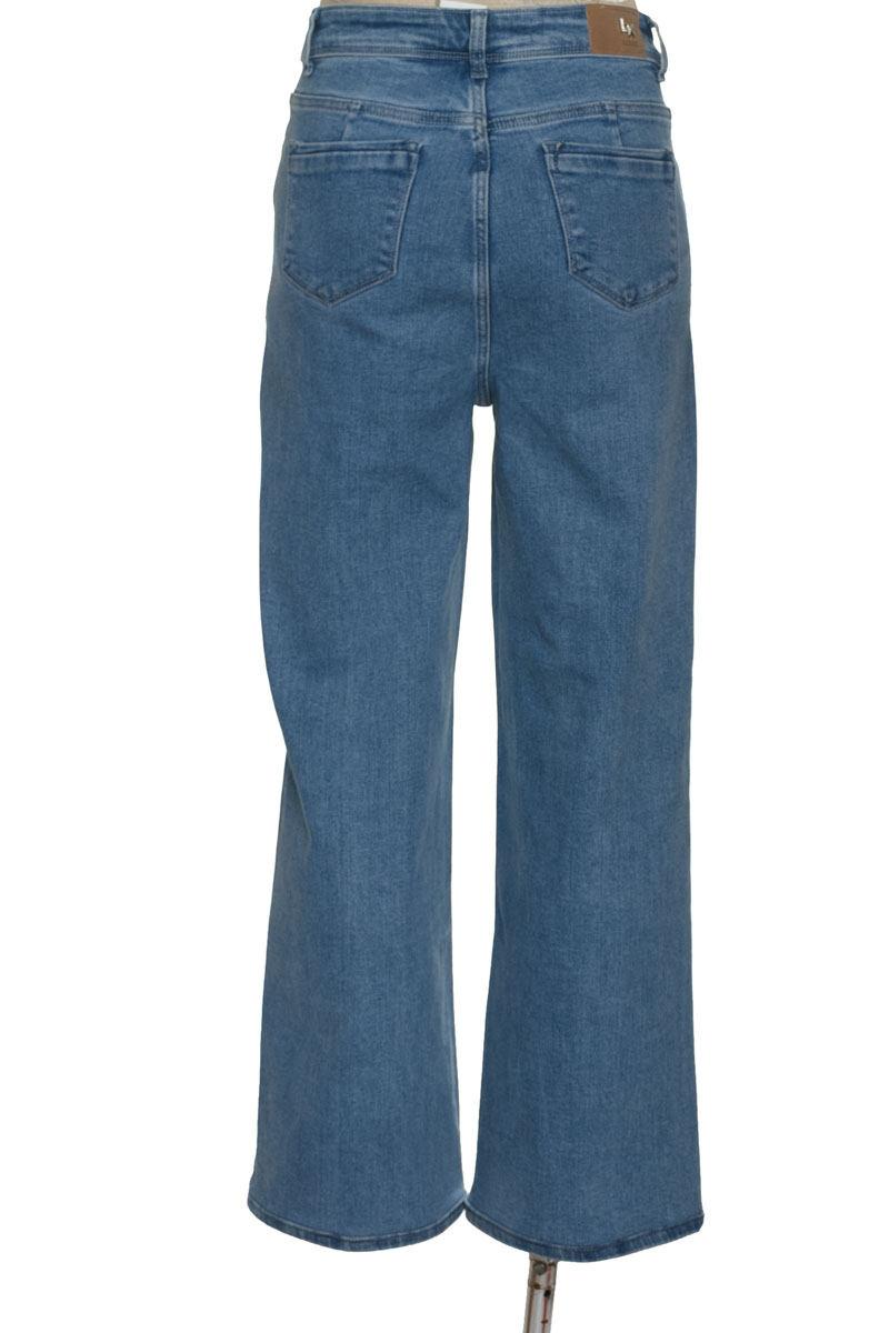 Pantalones color Azul - Luxxel