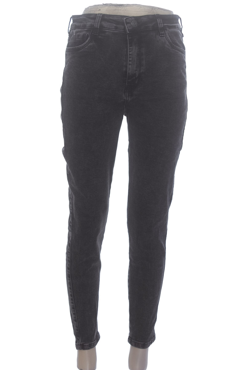 Pantalones color Negro - ADICTA JEANS