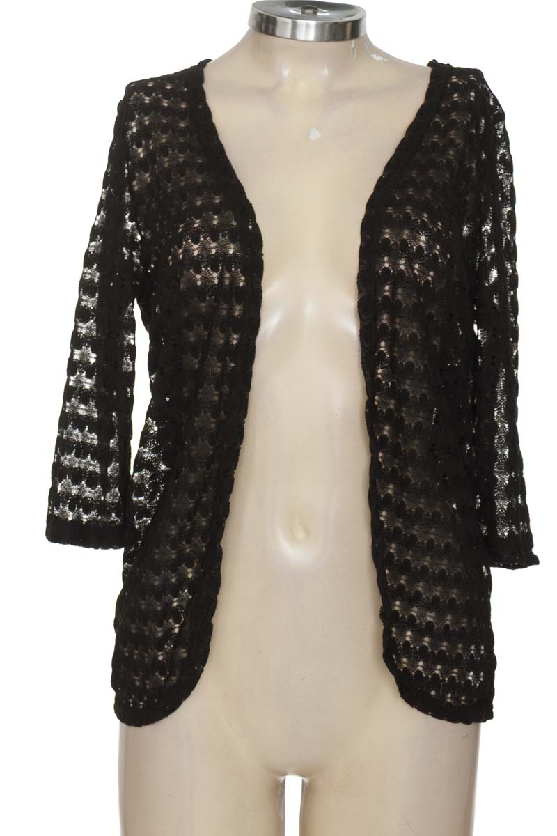 Blusa color Negro - Closeando