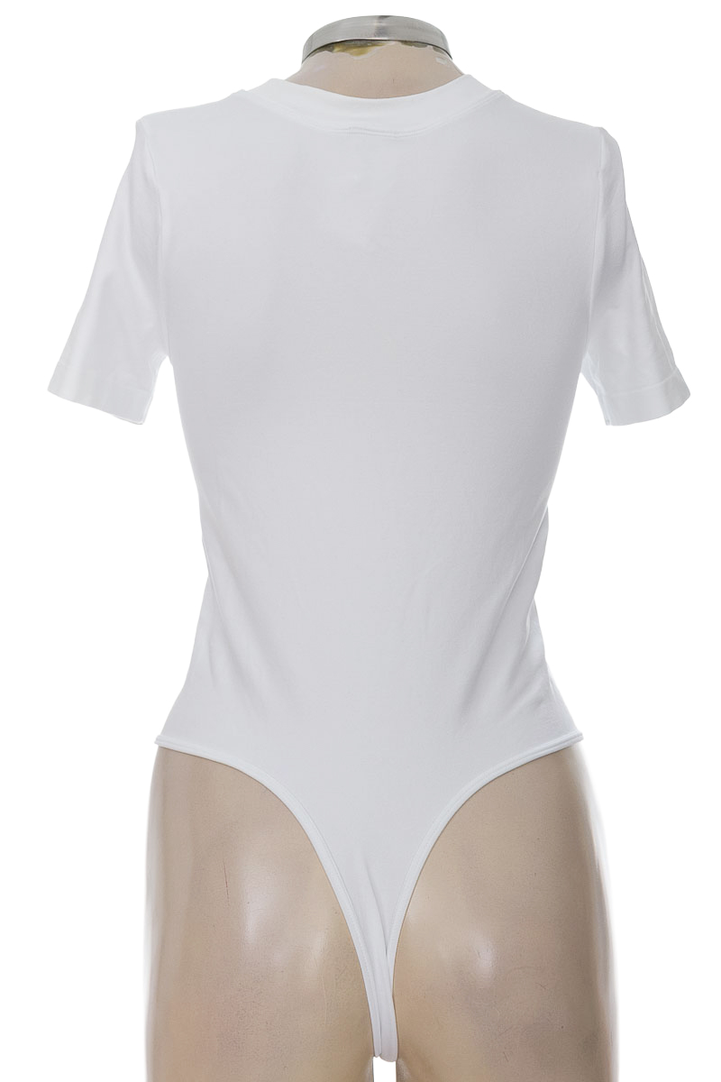 Top / Camiseta color Blanco - Dynamic