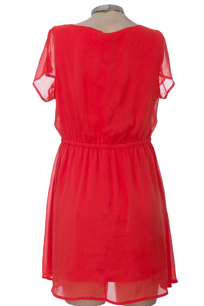 Vestido / Enterizo color Rosado - Basement