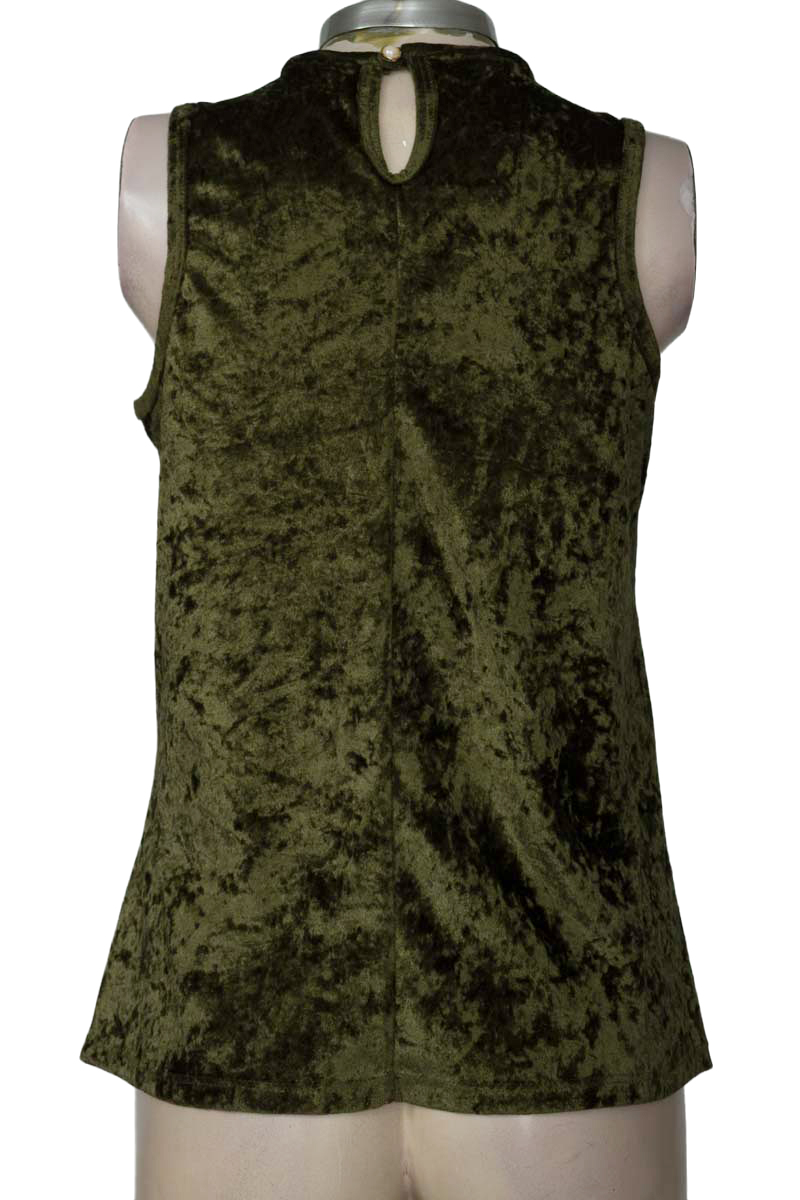 Top / Camiseta color Verde - Closeando