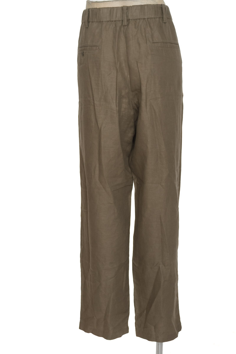 Pantalones color Verde - Closeando
