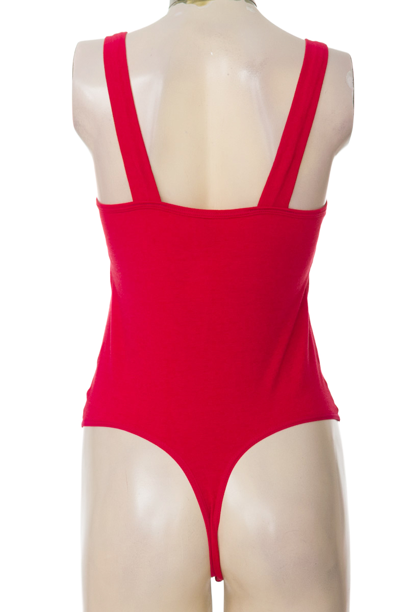 Top / Camiseta color Rojo - Pacifika