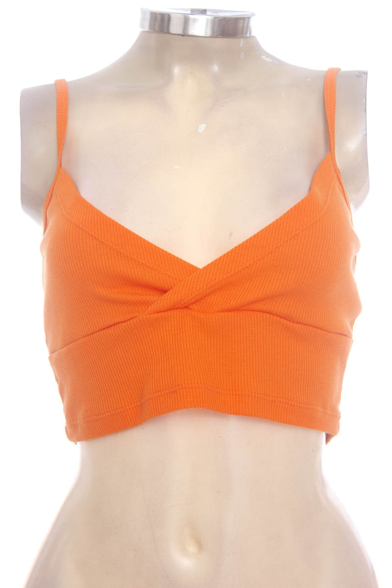 Top / Camiseta color Naranja - Closeando