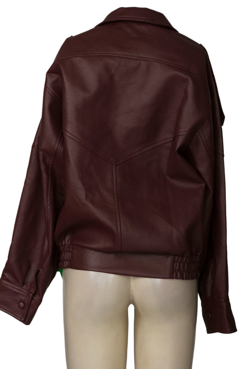 Chaqueta / Abrigo color Vinotinto - Closeando