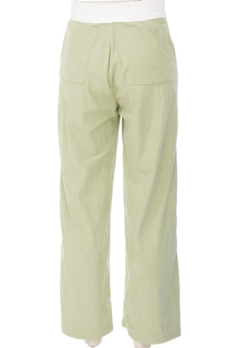 Pantalones color Verde - Closeando