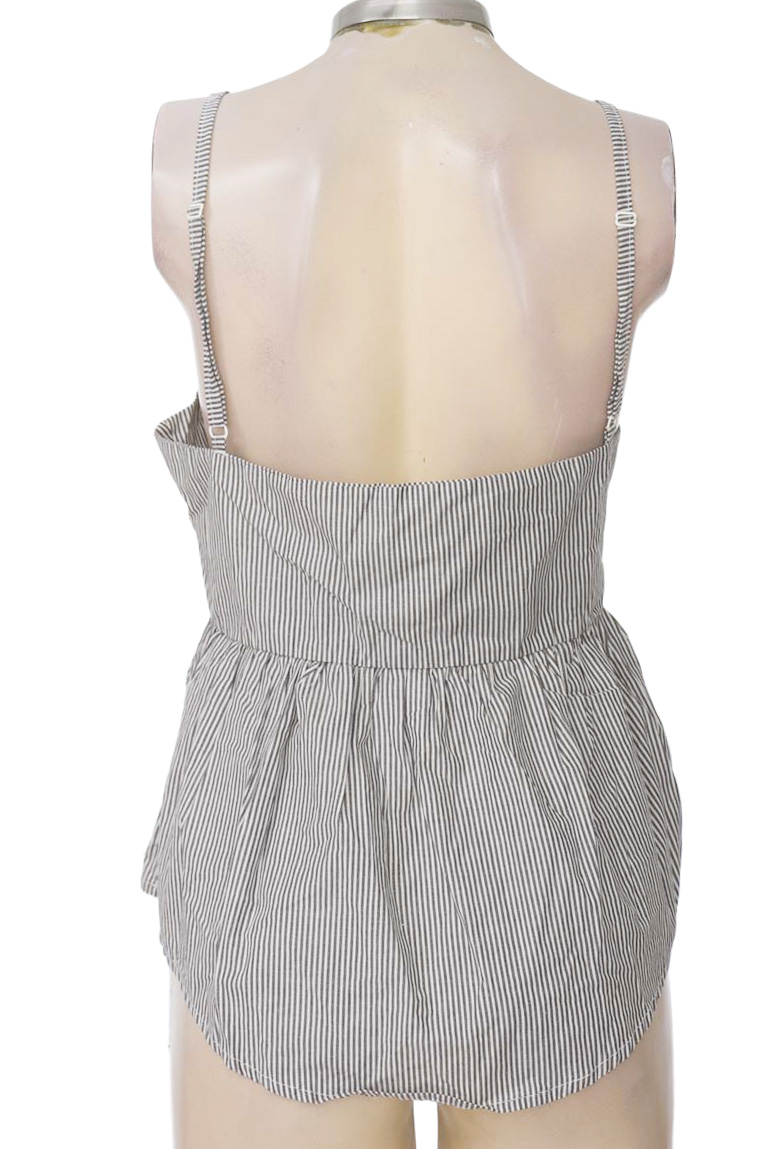 Top / Camiseta color Negro - Amelie