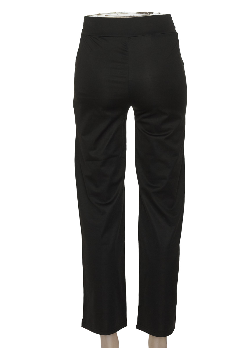 Pantalones color Negro - Closeando
