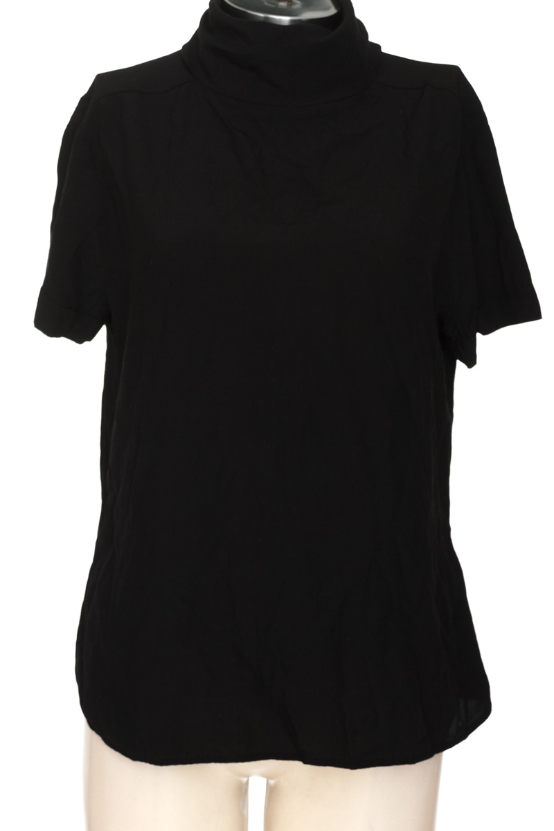 Blusa color Negro - Closeando