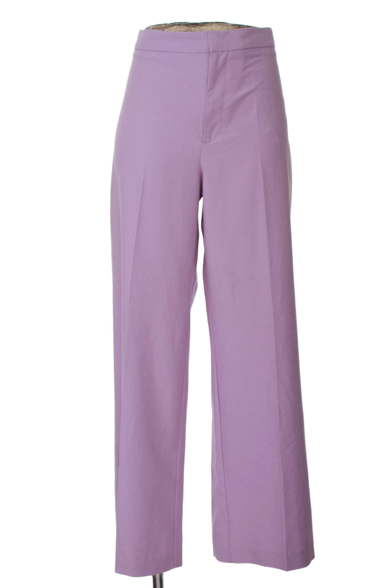 Pantalones color Lila - Stradivarius