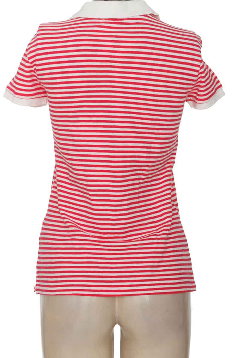 Top / Camiseta color Fucsia - United Colors of Benetton