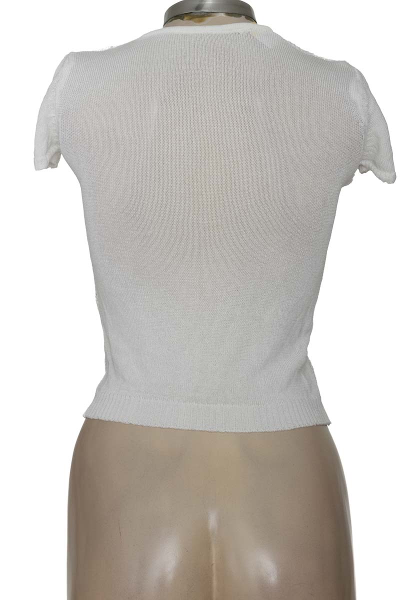 Top / Camiseta color Blanco - Closeando